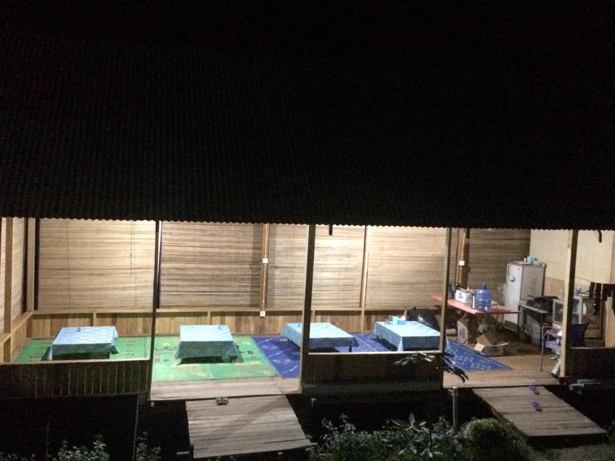 Apartament Roemah Abdoe Arau Zewnętrze zdjęcie
